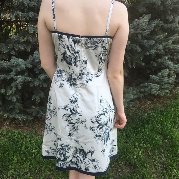 Jessica Howard Floral Intricate Semi Formal Dress - Picture 2 of 5